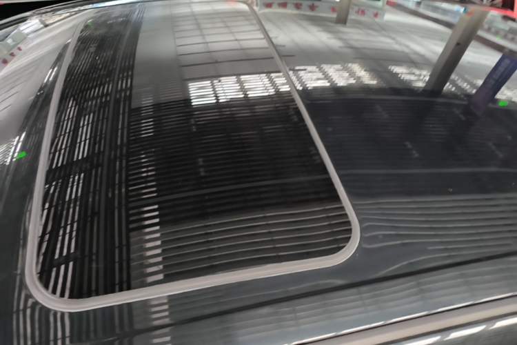 Used Toyota Avalon 2022 2.5L Luxury Edition Roof