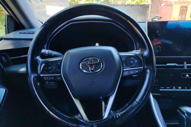 Used Toyota Avalon 2022 2.0L Luxury Edition Steering Wheel