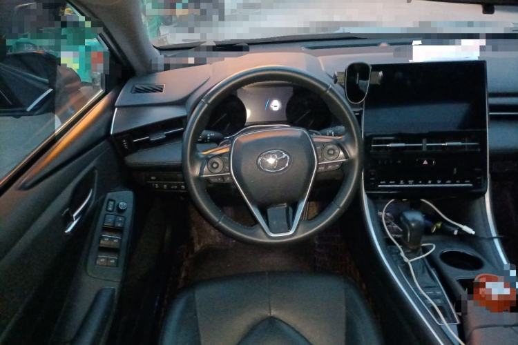 Used Toyota Avalon 2022 2.5L Luxury Edition Steering Wheel