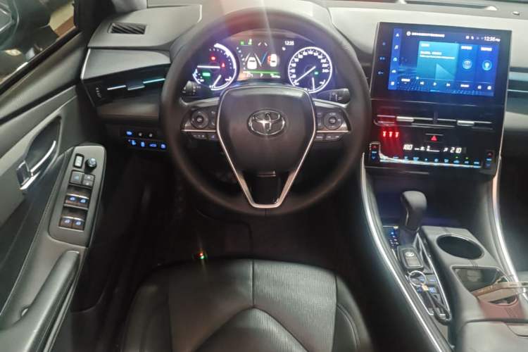 Used Toyota Avalon 2022 Dual-Engine 2.5L Luxury Edition Steering Wheel