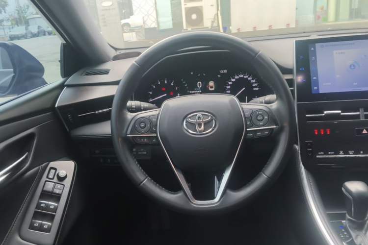 Used Toyota Avalon 2022 2.0L Luxury Edition Steering Wheel