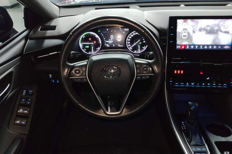 Used Toyota Avalon 2022 Dual-Engine 2.5L Luxury Edition Steering Wheel