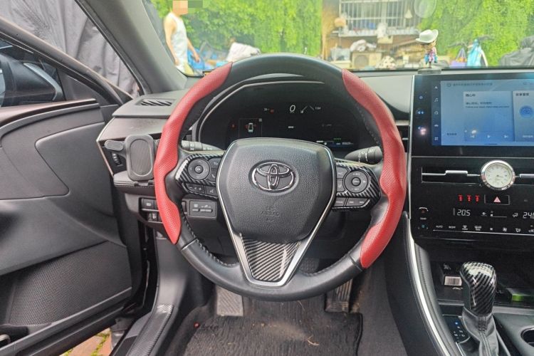 Used Toyota Avalon 2022 2.0L XLE Premium Edition Steering Wheel