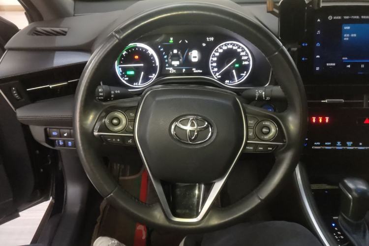 Used Toyota Avalon 2022 Dual-Engine 2.5L Luxury Edition Steering Wheel