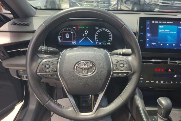 Used Toyota Avalon 2022 2.0L XLE Premium Edition Steering Wheel