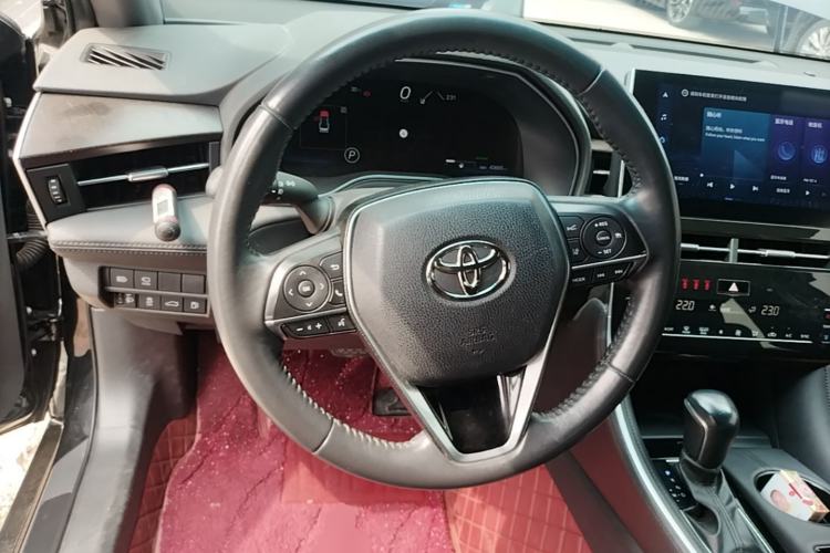 Used Toyota Avalon 2022 2.0L XLE Premium Edition Steering Wheel