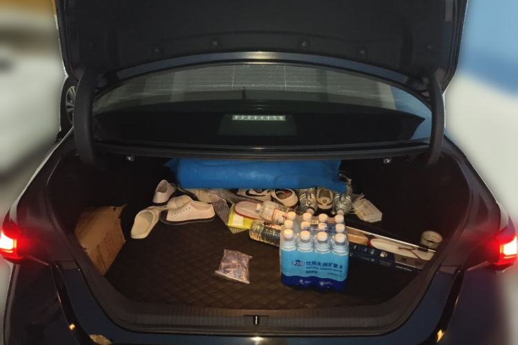 Used Toyota Avalon 2022 Dual-Engine 2.5L Luxury Edition Trunk
