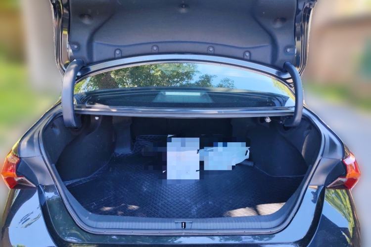 Used Toyota Avalon 2022 2.0L Luxury Edition Trunk