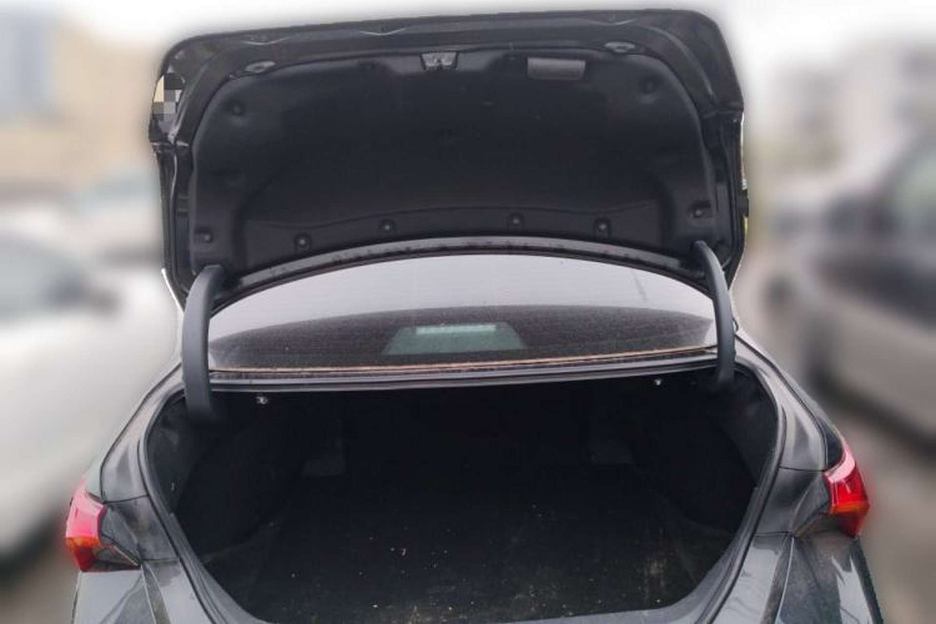 Used Toyota Avalon 2022 2.0L Luxury Edition Trunk