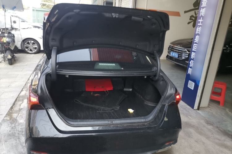Used Toyota Avalon 2022 2.5L Luxury Edition Trunk