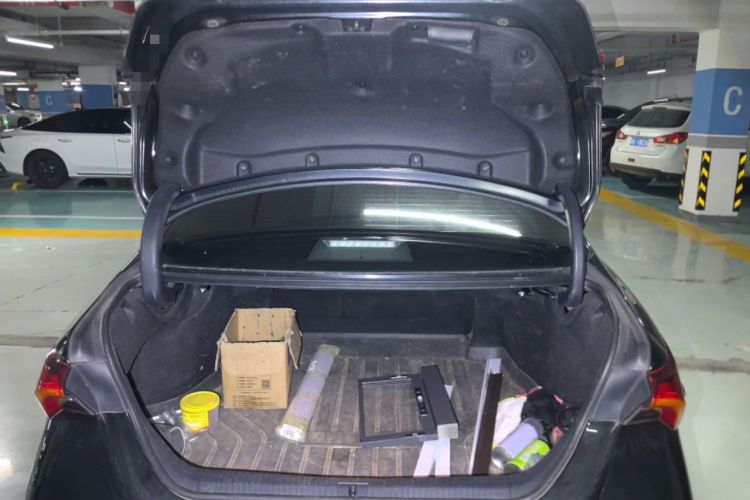 Used Toyota Avalon 2022 2.0L Luxury Edition Trunk