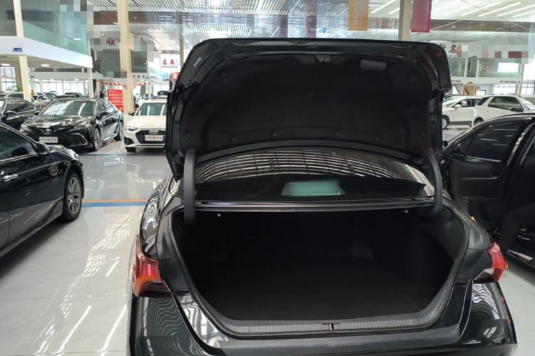 Used Toyota Avalon 2022 2.5L Luxury Edition Trunk