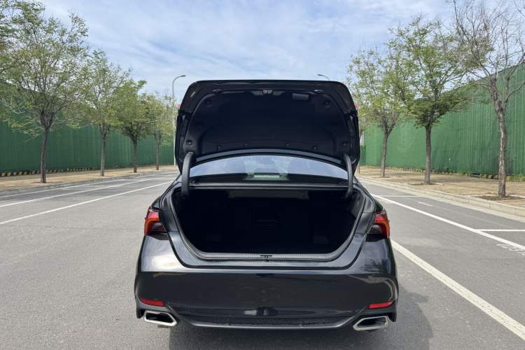 Used Toyota Avalon 2022 2.0L Ambition Edition Trunk