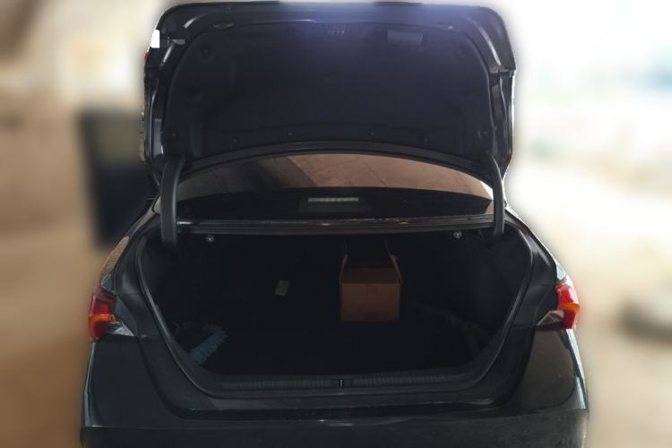 Used Toyota Avalon 2022 2.0L Luxury Edition Trunk