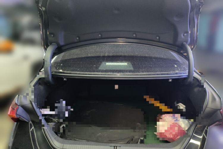Used Toyota Avalon 2022 2.5L Luxury Edition Trunk
