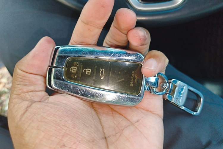 Used Toyota Avalon 2022 2.0L Luxury Edition Vehicle Key
