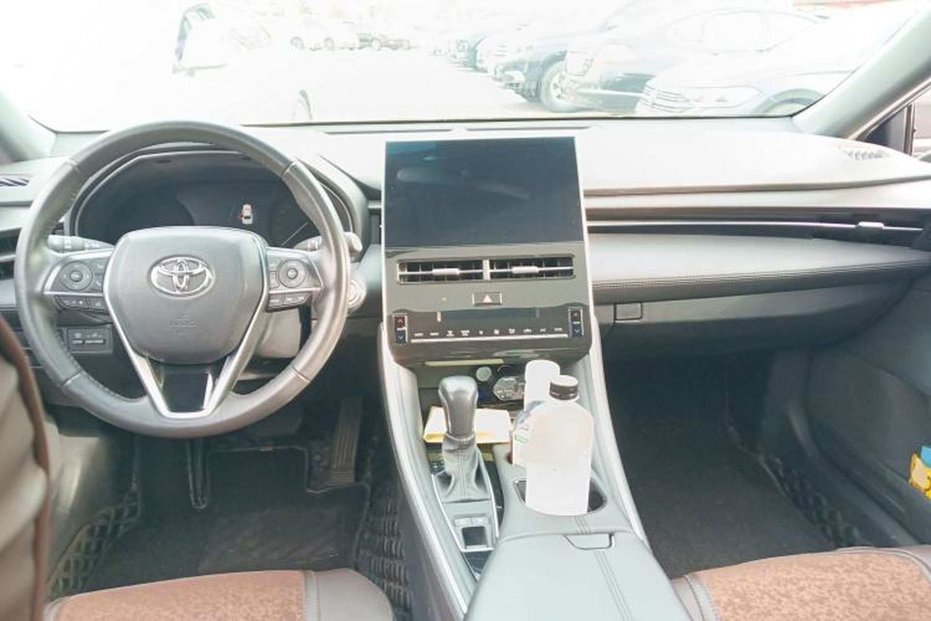 Used Toyota Avalon 2022 2.0L Luxury Edition Center Console