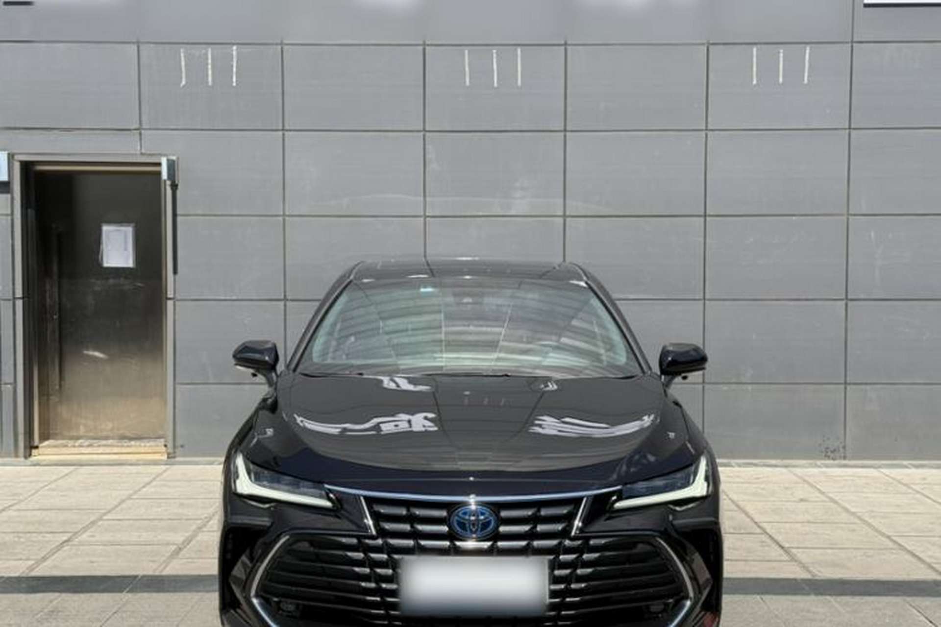 Used Toyota Avalon 2022 Dual-Engine 2.5L Luxury Edition Exterior 1
