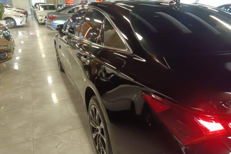 Used Toyota Avalon 2022 Dual-Engine 2.5L Luxury Edition Exterior 3