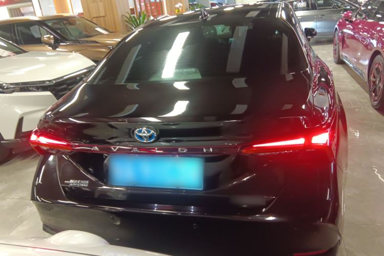 Used Toyota Avalon 2022 Dual-Engine 2.5L Luxury Edition Exterior 4