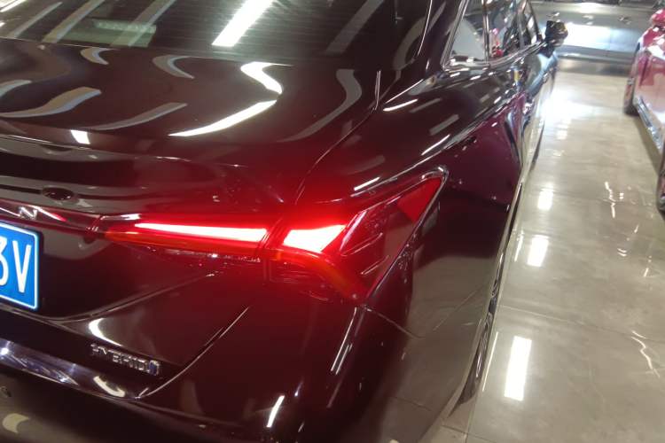 Used Toyota Avalon 2022 Dual-Engine 2.5L Luxury Edition Exterior 6