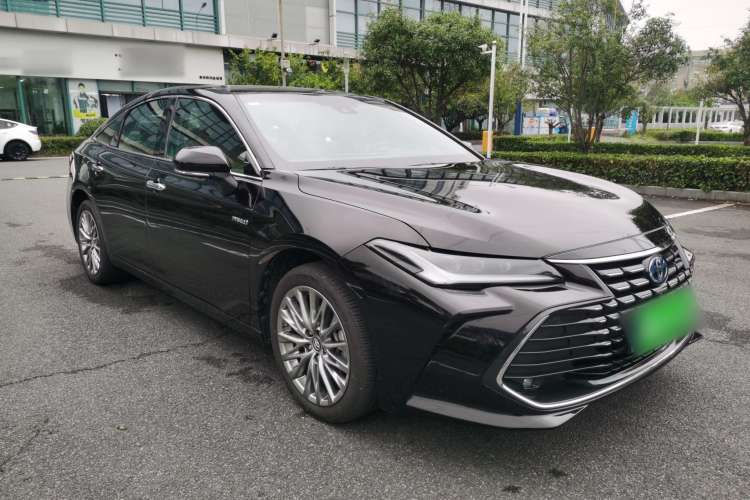 Used Toyota Avalon 2022 Dual-Engine 2.5L Limited Flagship Edition Front Right 45 Deg