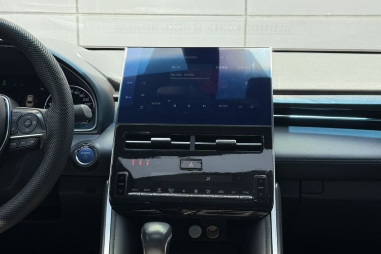 Used Toyota Avalon 2022 Dual-Engine 2.5L Luxury Edition Interior 3
