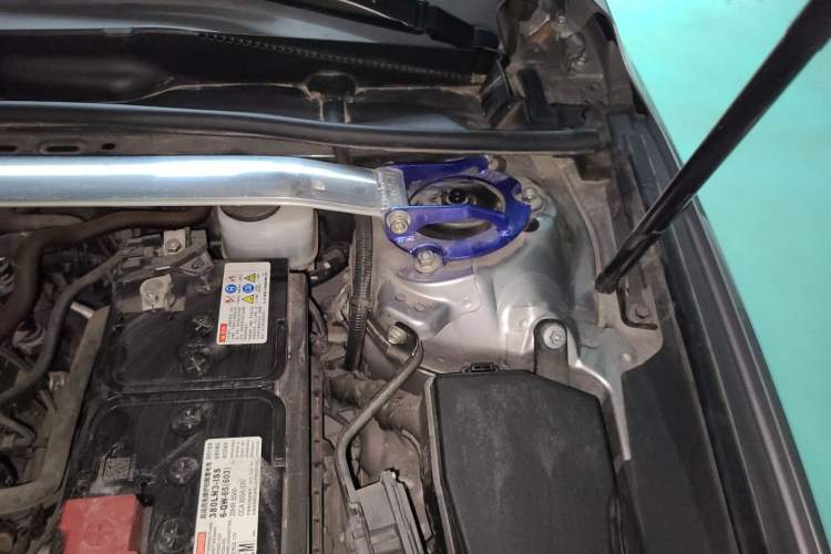 Used Toyota Avalon 2022 2.5L Luxury Edition Engine Bay Left