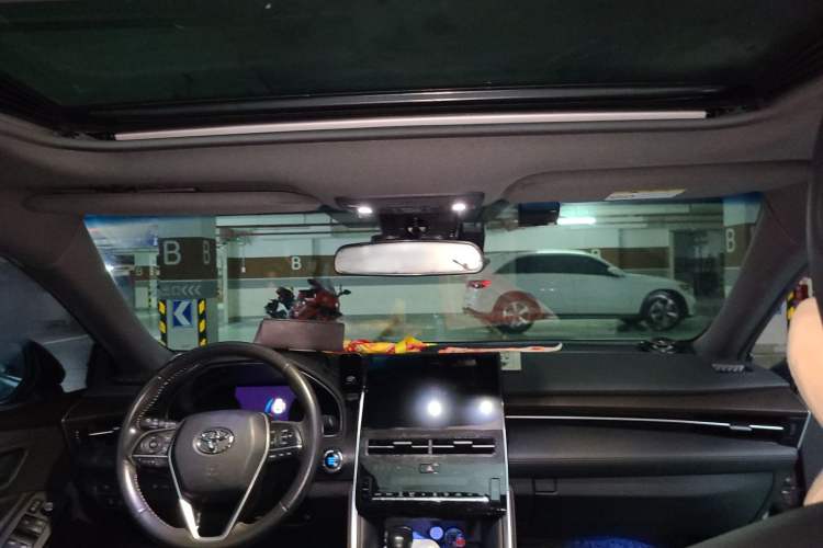 Used Toyota Avalon 2022 2.5L Luxury Edition Headliner