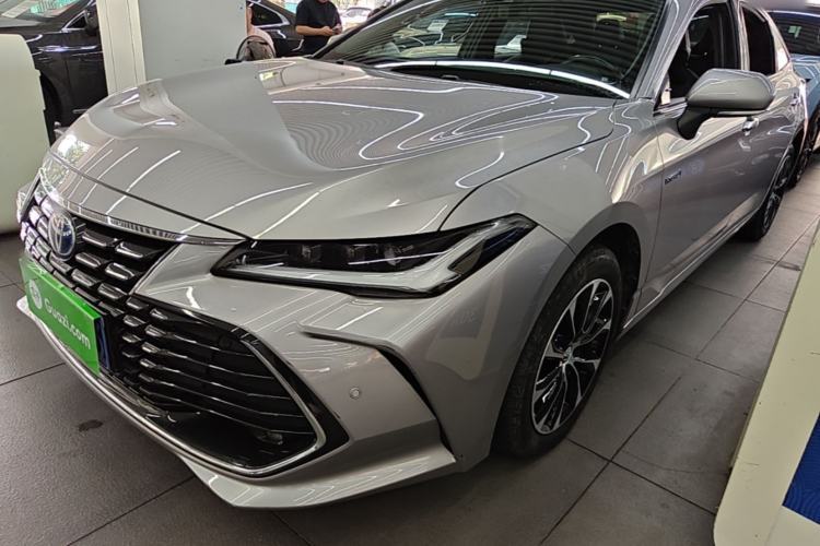 Used Toyota Avalon 2022 Dual-Engine 2.5L Luxury Edition Guazi used car, China used car export, Used car for sale, Used  cars, Cheapest cars for sale