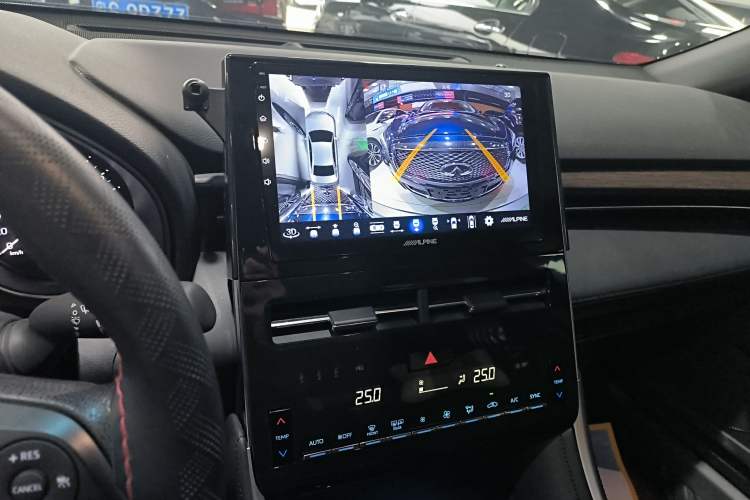 Used Toyota Avalon 2022 2.0L Ambition Edition Audio And AC Panel
