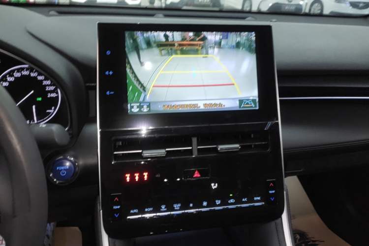 Used Toyota Avalon 2022 Dual-Engine 2.5L Luxury Edition Audio And AC Panel