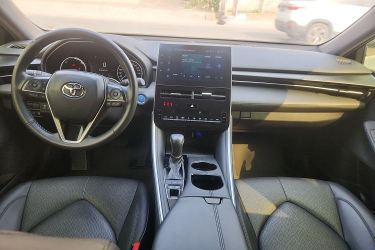 Used Toyota Avalon 2022 Dual-Engine 2.5L Luxury Edition Center Console