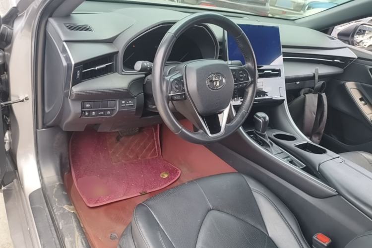 Used Toyota Avalon 2022 2.0L Luxury Edition Center Console