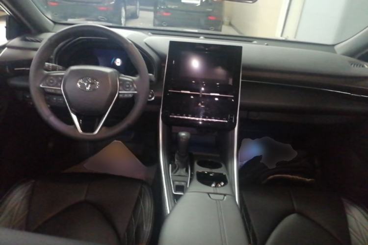 Used Toyota Avalon 2022 2.0L Ambition Edition Center Console