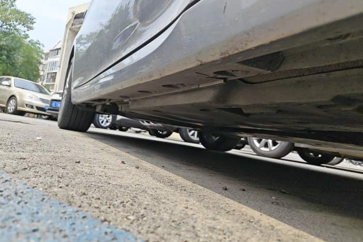 Used Toyota Avalon 2022 Dual-Engine 2.5L XLE Premium Edition Chassis Front Right