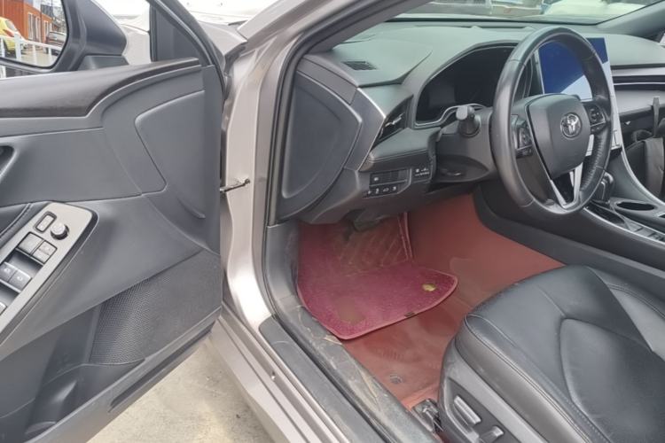 Used Toyota Avalon 2022 2.0L Luxury Edition Driver Seat