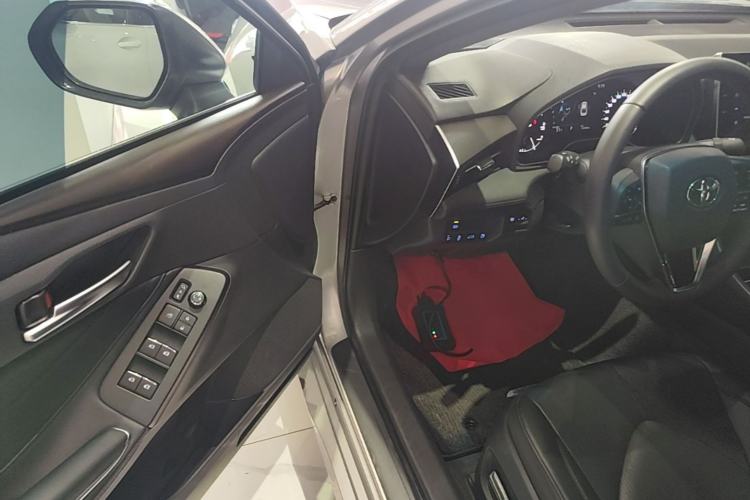 Used Toyota Avalon 2022 2.0L Luxury Edition Driver Seat
