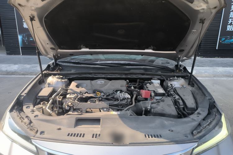 Used Toyota Avalon 2022 2.5L Luxury Edition Engine Bay