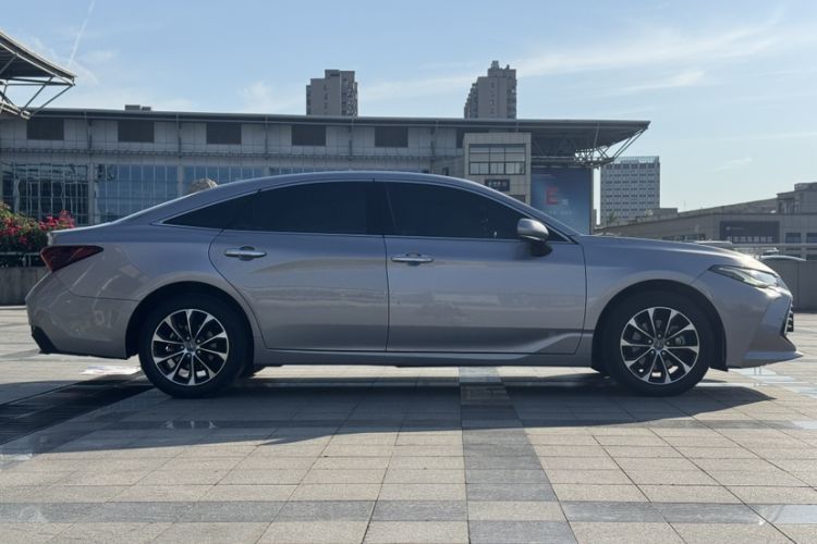 Used Toyota Avalon 2022 2.0L Luxury Edition Exterior 2