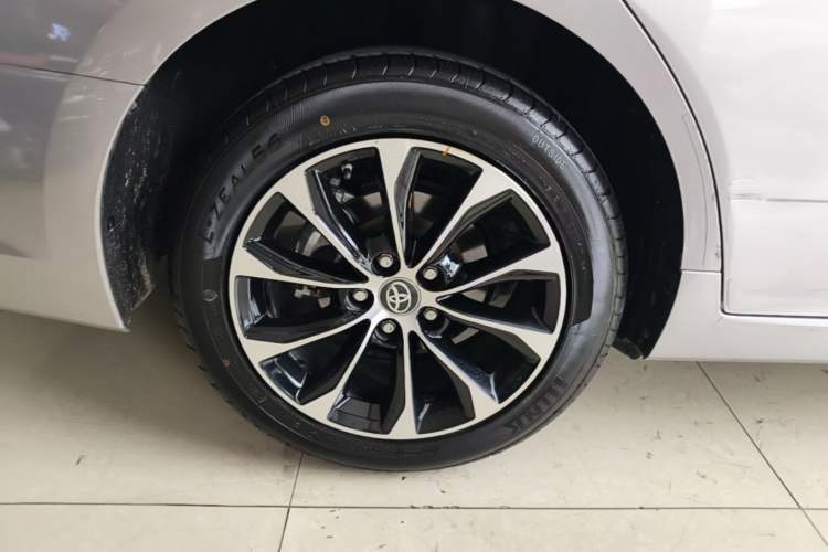 Used Toyota Avalon 2022 2.0L Luxury Edition Exterior 5