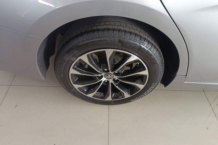 Used Toyota Avalon 2022 2.0L Luxury Edition Exterior 5