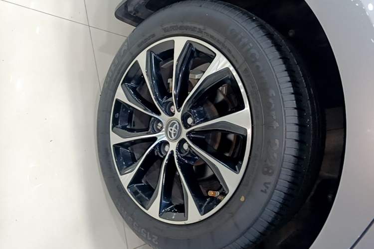 Used Toyota Avalon 2022 2.0L Luxury Edition Exterior 5
