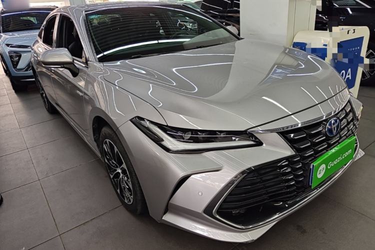 Used Toyota Avalon 2022 Dual-Engine 2.5L Luxury Edition Front Right 45 Deg