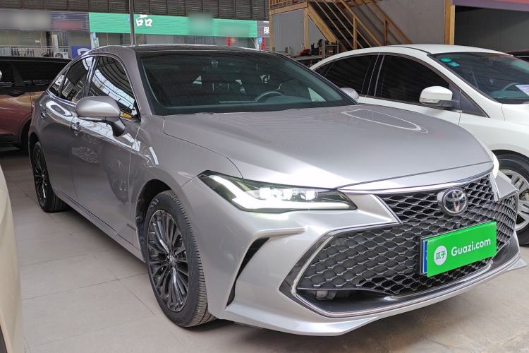 Used Toyota Avalon 2022 2.5L Touring Premium Edition Front Right 45 Deg