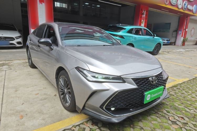 Used Toyota Avalon 2022 2.5L Touring Premium Edition Front Right 45 Deg