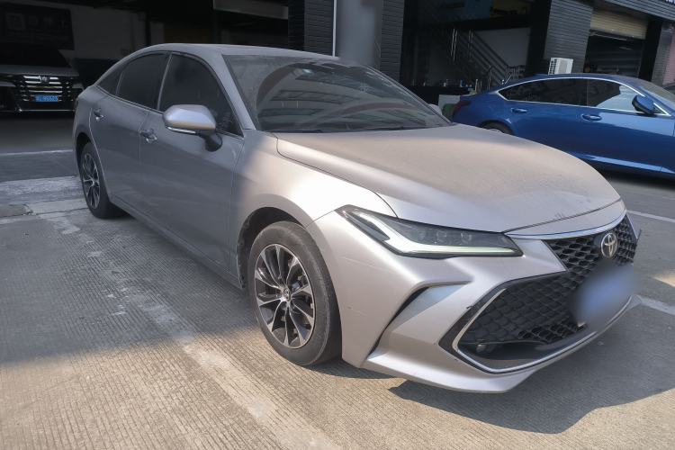 Used Toyota Avalon 2022 2.5L Luxury Edition Front Right 45 Deg