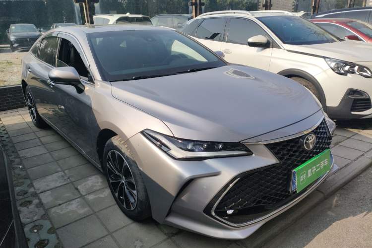 Used Toyota Avalon 2022 2.5L Luxury Edition Front Right 45 Deg