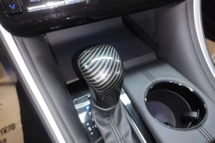 Used Toyota Avalon 2022 Dual-Engine 2.5L Luxury Edition Gear Lever