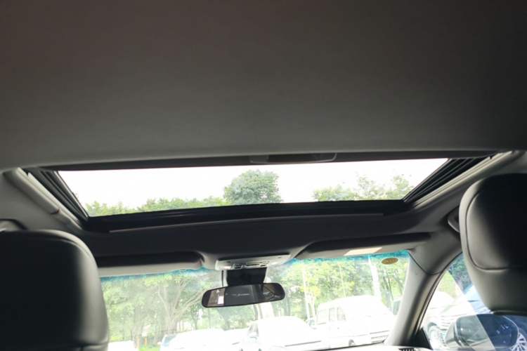 Used Toyota Avalon 2022 2.0L Luxury Edition Headliner